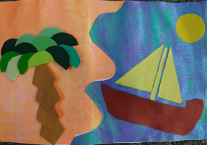 Kolaż Juli Kramarczyk z kl. 1b. Po lewej stronie plaża z falistą linią brzegu, na niej palma wykonana techniką origami. Z prawej strony morze i unosząca się na nim żaglówka, ponad żaglówką żółta kula słońca.