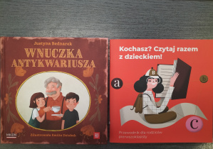 W ramach kampanii społecznej Instytutu Książki „Mała książka - wielki człowiek” uczniowie klas pierwszych otrzymali książkę Justyny Bednarek „Wnuczka antykwariusza”.